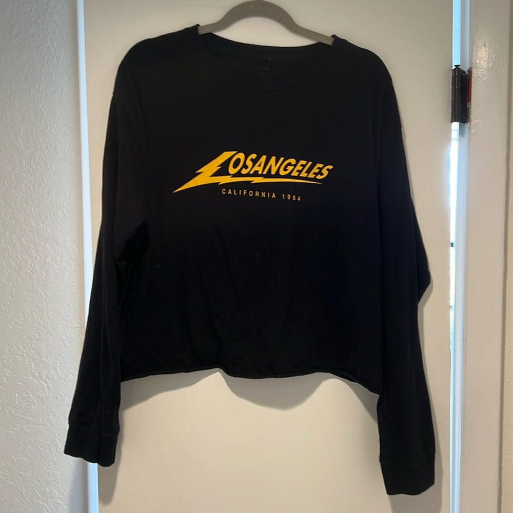 Long cropped long sleeve top